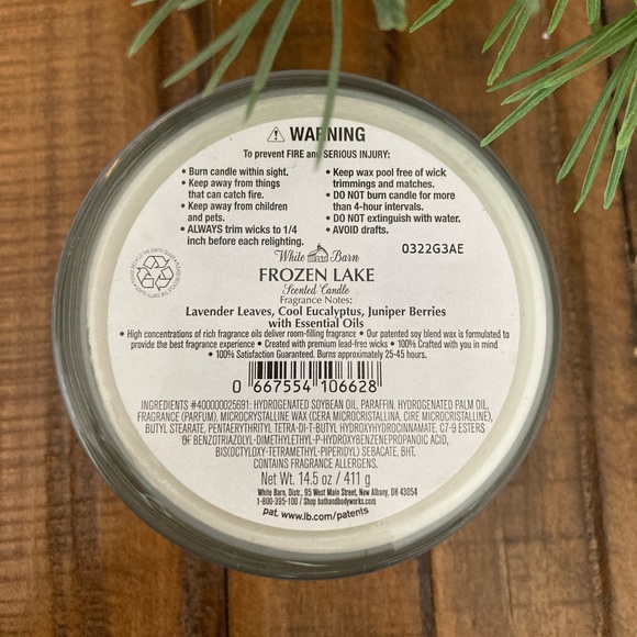 BBW White Barn | Frozen Lake 3-Wick Candle - Picture 3 of 4